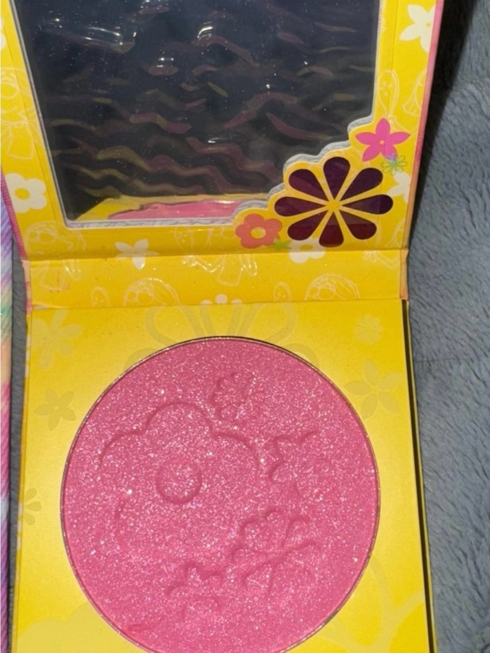 Lizzie McGuire, Pink Shimmer Pressed Powder Blush - Women Makeup